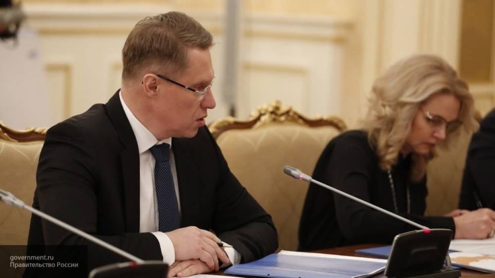 Михаил Мурашко - Аглая Чайковская - Мурашко предложил перенести ЕГЭ в России на август или сентябрь - politros.com - Россия