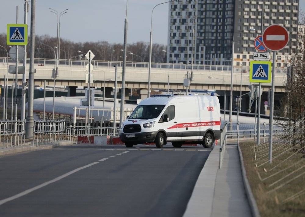 Трехлетняя девочка выпала из окна восьмого этажа в Подмосковье - vm.ru - Москва - Россия - Московская обл. - Электросталь