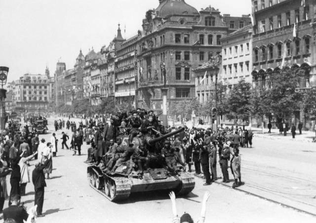 Освобождение Праги от нацистов: фото и видео - vinegret.cz - Чехия - Прага