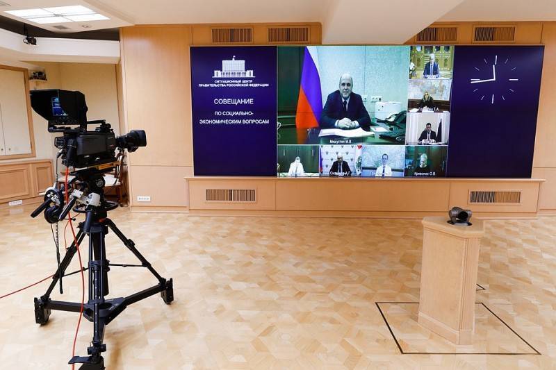 Владимир Путин - Михаил Мишустин - Мишустин впервые после заражения коронавирусом появился на публике - pravdoryb.info - Россия