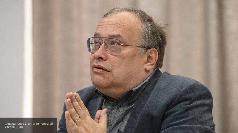 Историк Межевич заявил, что сопротивление Гитлеру во Франции было эффектнее голландского - nation-news.ru - New York - Франция - Дания - Голландия
