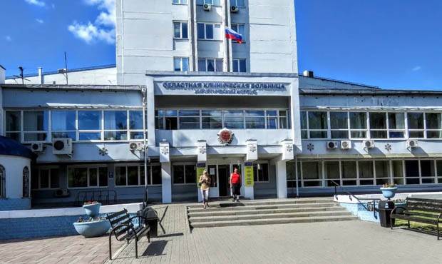 Руководство кемеровской больницы разрешило увольнять медиков, заразившихся коронавирусом - og.ru - Кемерово