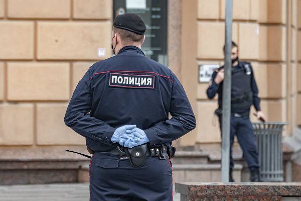 Мэрия Москвы разъяснила правила ношения масок с перчатками - trud.ru - Москва - Россия - Евгений Данчиков