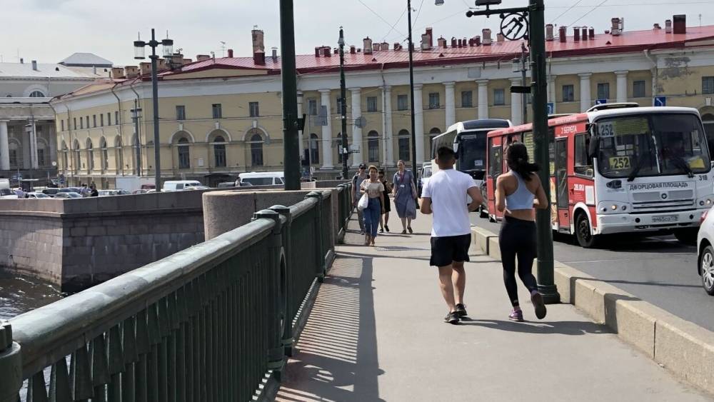 Роман Вильфанд - В Гидрометцентре рассказали, что засуха угрожает ряду регионов России - riafan.ru - Москва - Россия - Орловская обл. - Крым - Краснодарский край - Смоленская обл. - Белгородская обл. - Астраханская обл. - Калужская обл. - Курская обл. - округ Южный - Липецкая обл. - Брянская обл.