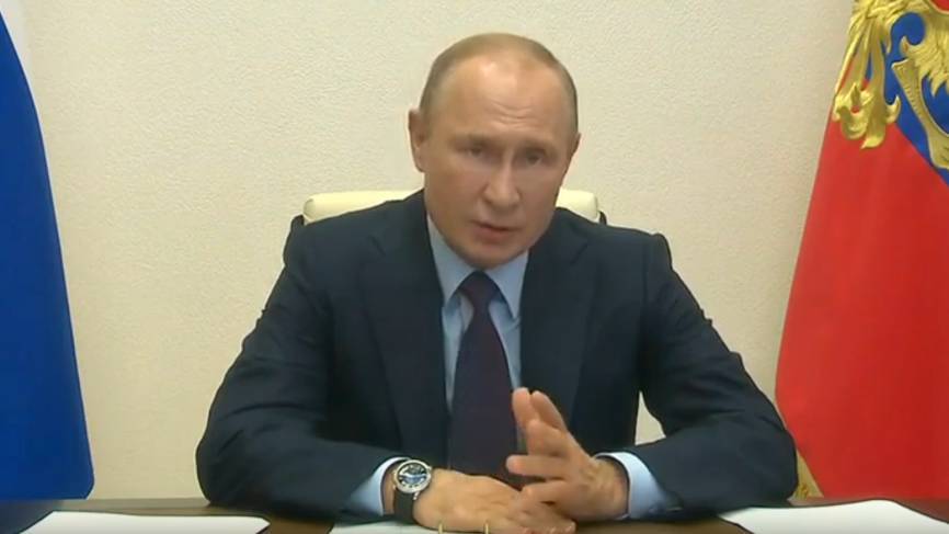 Владимир Путин - Путин поручил направить 5 млрд рублей на закупку машин скорой помощи - riafan.ru - Москва - Россия - Апсны
