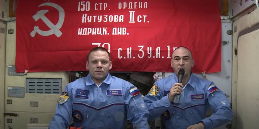 Анатолий Иванишин - Иван Вагнер - Космонавты с борта МКС поздравили россиян с Днем Победы - ruposters.ru - Россия