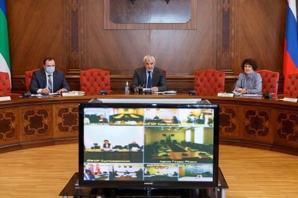 Владимир Уйба - В Коми проанализируют потребность в профессиях - bnkomi.ru - респ. Коми