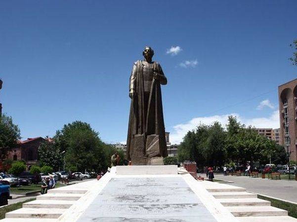 Евгений Михайлов - Российский эксперт: Армения предает память своих дедов - aze.az - Россия - Армения