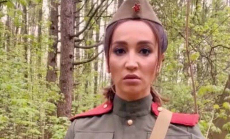 Ольга Бузова - Ольга Бузова: «Мы помним все, что вы для нас сделали, наши великие герои» - bloknot.ru