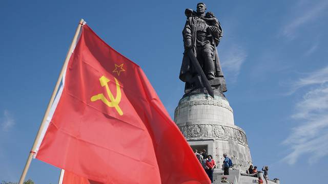 Мир и Израиль отмечают День Победы: "Одолели нацистов - победим и пандемию" - vesty.co.il - Россия - США - Англия - Израиль - Лондон - Германия - Париж - Берлин