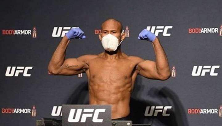 Тони Фергюсон - Джастин Гэтжи - У участника UFC 249 обнаружен COVID-19, он контактировал с соперником Олейника - vesti.ru - Ямайка