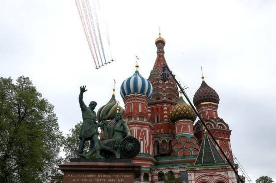 Сергей Шойгу - Владимир Путин - Путин поручил Шойгу поблагодарить участников и организаторов авиапарадов - pnp.ru - Москва - Россия