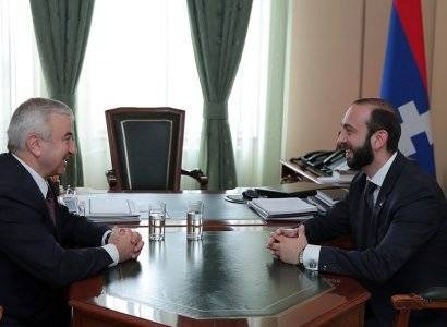 Арарат Мирзоян - Спикер парламента Армении встретился в Степанакерте с председателем Национального собрания Арцаха - news.am - Армения - Степанакерт - Арцах