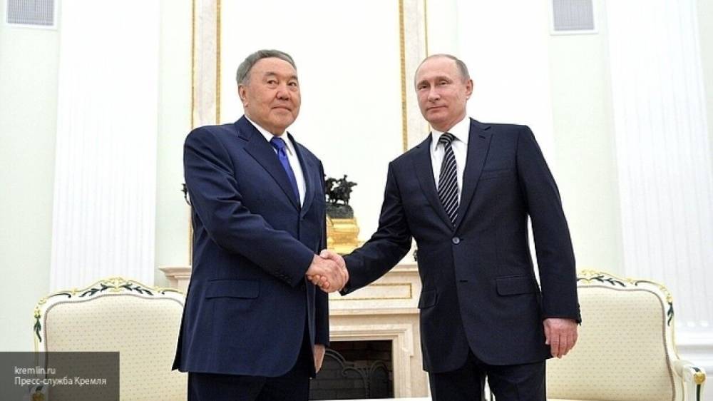 Владимир Путин - Александр Лукашенко - Нурсултан Назарбаев - Никола Пашинян - Сооронбай Жээнбеков - Игорь Додон - Владимир Путин и Нурсултан Назарбаев обменялись поздравлениями с 9 Мая - polit.info - Россия - Армения - Казахстан - Молдавия - Белоруссия - Киргизия