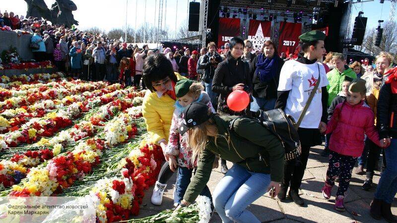 Прибалтика, очерняя праздник День Победы, ставит под угрозу своих жителей - politros.com - Эстония - Литва - Латвия - Прибалтика