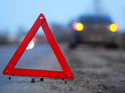 В Ереване автомобиль выехал с проезжей части и врезался в стену дома: пострадал 15-летний подросток - news.am - Армения - Ереван