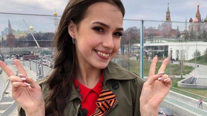 Ольга Бузова - Вера Глаголева - Алина Загитова - Виктория Боня - Загитова опубликовала снимок прадеда, который прошел войну - 5-tv.ru - Россия - Берлин