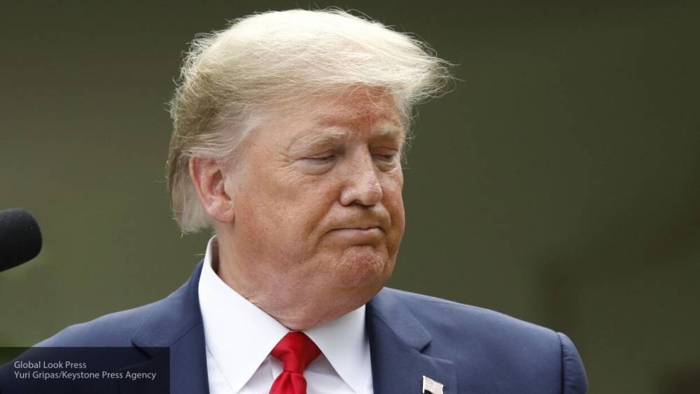Дональд Трамп - Журналисты США: Трампа уводили в бункер на время протестов у Белого дома - politros.com - США - New York - New York