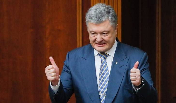 Владимир Зеленский - Петр Порошенко - Компенсация от BBC и 606 млн грн дивидендов. Порошенко показал декларацию за прошлый год - focus.ua