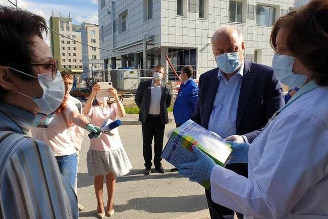 Татьяна Голикова - Михаил Мурашко - Врачи поделились с Голиковой и Мурашко опасениями по второй волне коронавируса - infox.ru