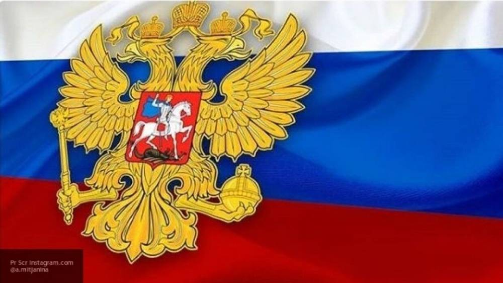 Владимир Путин - День России - Россиян ожидают длинные выходные в связи с празднованием Дня России - polit.info - Россия - Россияне