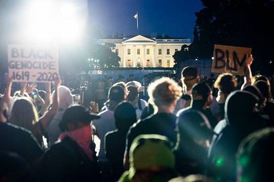 Дональд Трамп - NYT: Трампа во время беспорядков в Вашингтоне прятали в подземном бункере - versia.ru - США - Украина - Вашингтон - New York