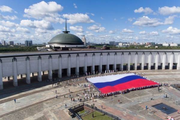 День России - Жители Вологодчины смогут стать участниками создания грандиозной онлайн-мозаики из российских флагов - nakanune.ru - Россия