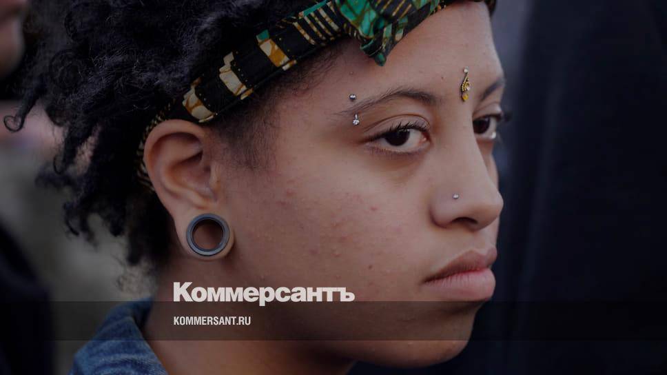 Джордж Флойд - Дочь мэра Нью-Йорка арестована за участие в протестах - kommersant.ru - США - New York - Нью-Йорк