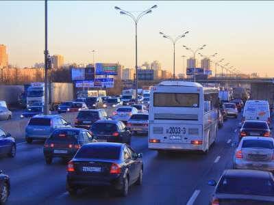За 3 дня на 10% выросло число автомобилей на подмосковных дорогах - live24.ru - Москва - Московская обл. - Минск - Красногорск
