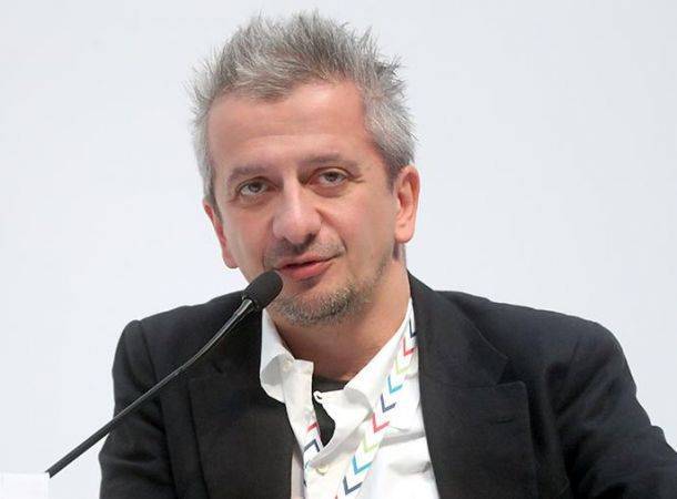 Константин Богомолов - Ксения Собчак - Константин Богомолов покупает свой первый автомобиль - bimru.ru