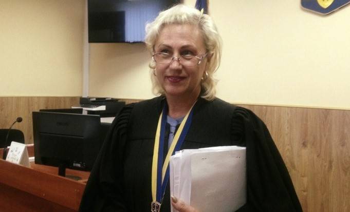 Уволенная ВСП почти полгода назад судья Барышевского суда до сих пор числится в штате - focus.ua