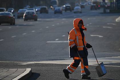 Московских дворников уличили в слежке - lenta.ru - Москва