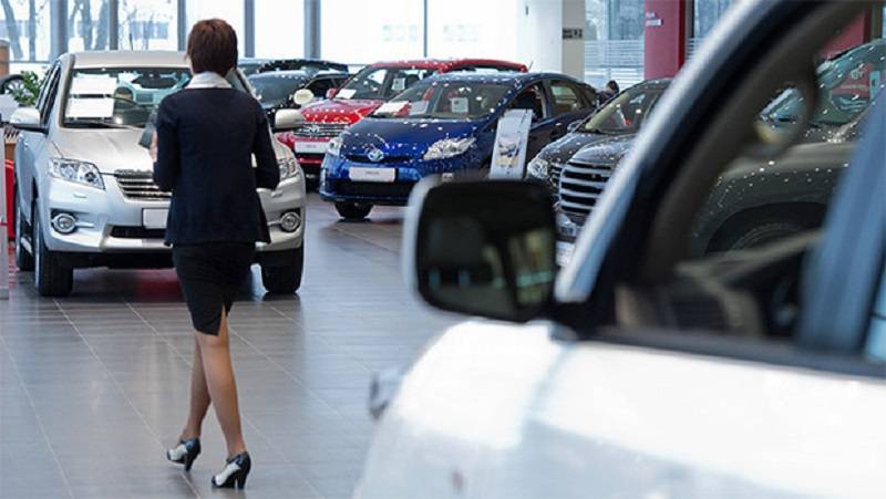 Продажи новых легковых автомобилей в Украине в мае упали на 15% - focus.ua - Украина