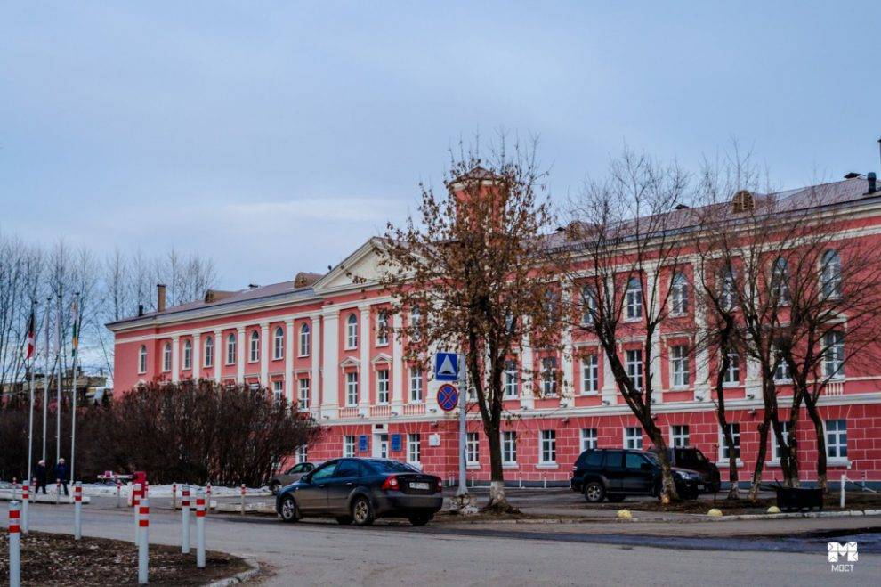 Более 200 сотрудников Чепецкого механический завода оказались под подозрением на заражение коронавирусной инфекций - gorodglazov.com - Россия