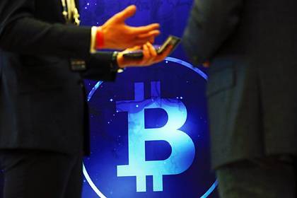 В России захотели полностью запретить биткоин - lenta.ru - Россия