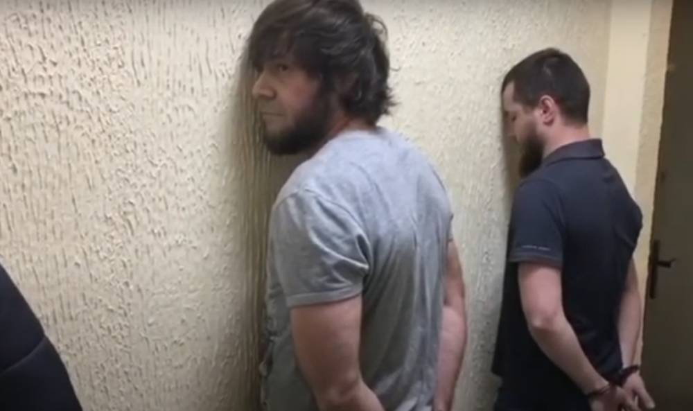 Полицейские задержали группировку, подозреваемую в вымогательстве денег у таксистов - vm.ru - Москва