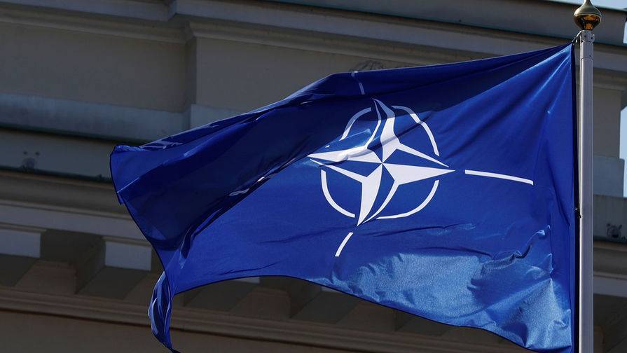 В НАТО рассказали об отмене ряда учений из-за пандемии - gazeta.ru - Россия - Ухань - Лунгеск