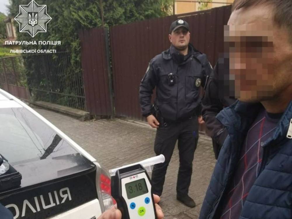 Во Львове водитель маршрутки помог задержать пьяного водителя, который решил сбежать от полиции - 24news.com.ua - Украина - Львов - Львовская обл.
