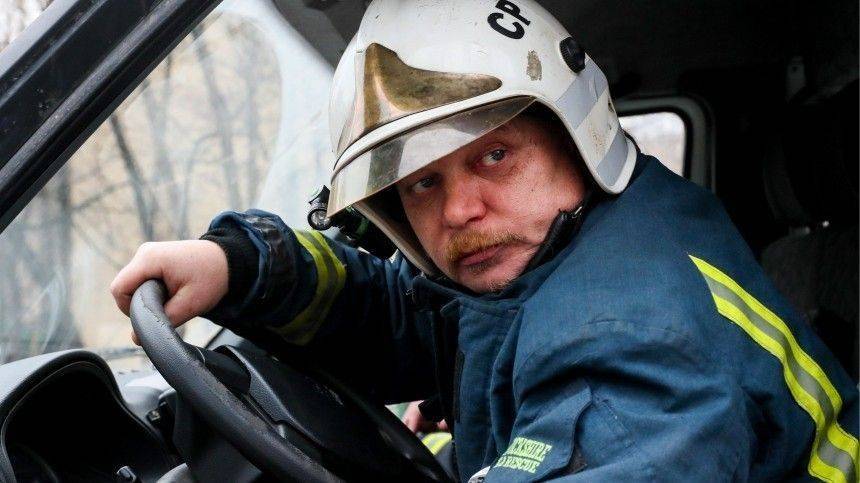 В Сочи на строителя рухнула стена во время ремонта дома — видео - 5-tv.ru - Россия - Сочи - Кировская обл.