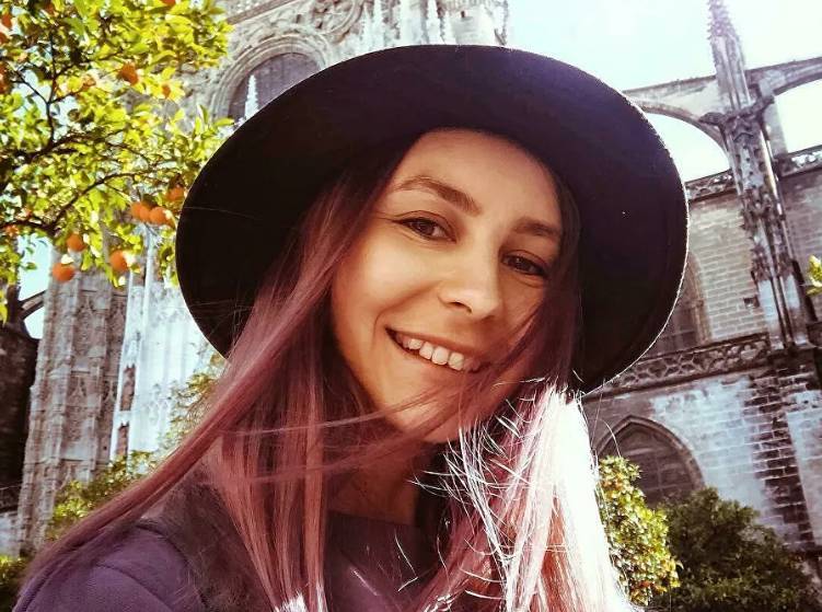 Родственники фотографа из Уфы, погибшей в Эмиратах, не смогли вернуть тело на родину - news102.ru - Уфа - Эмираты