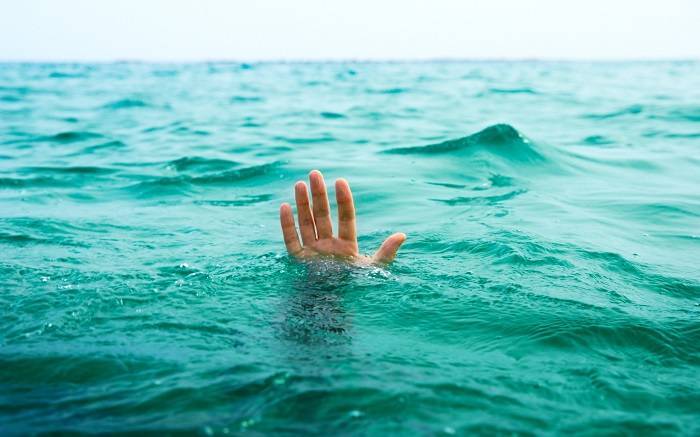 Под Уфой спасатели вытащили из воды 11-летнего ребенка - news102.ru - Уфа - р. Башкирия