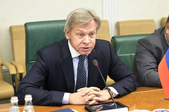 Алексей Пушков - Клаус Йоханнис - Пушков высмеял планы Румынии признать Россию враждебным государством - vm.ru - Россия - США - Вашингтон - Румыния - Ирак - Ливия - г. Бухарест