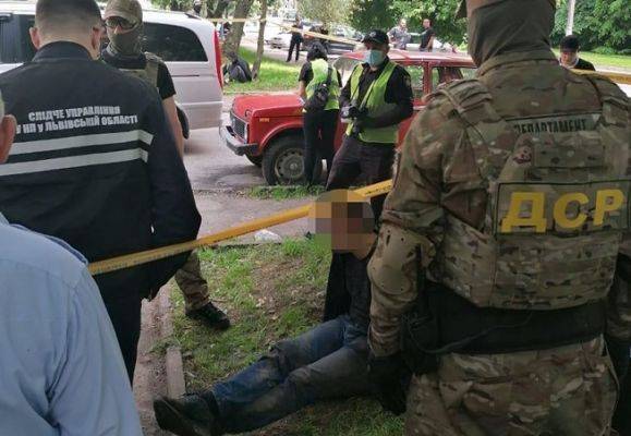 Во Львове полиция со стрельбой задержала банду грабителей - eadaily.com - Украина - Львов