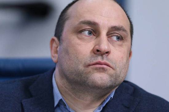Дмитрий Свищев - Олег Матыцин - Бизнес должен финансировать профессиональный спорт в России, считает Свищев - pnp.ru - Россия