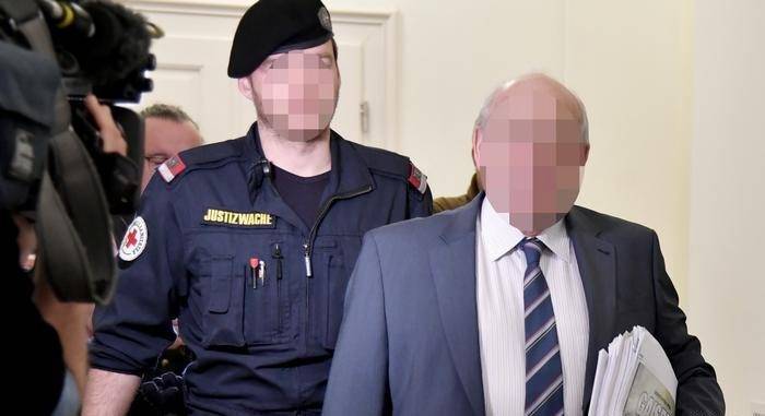 В Австрии осужден отставной полковник, работавший на Россию - ghall.com.ua - Австрия - Россия