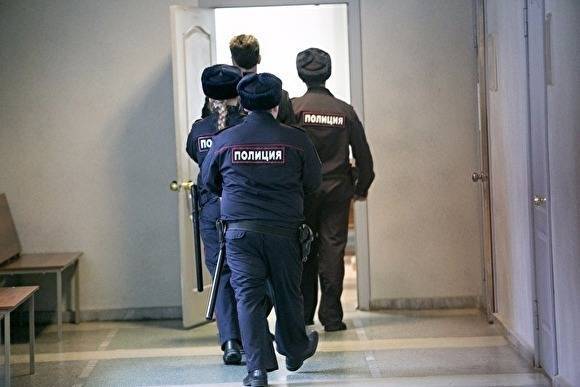 В Башкирии трех полицейских приговорили к срокам до семи лет за избиение задержанного - theins.ru - Башкирия - район Туймазинский