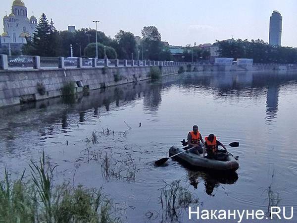 За время самоизоляции Исеть не очистилась. С акватории вывезено 16 тонн мусора - nakanune.ru - Екатеринбург