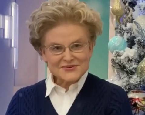 Елена Малышева - Малышева раскритиковала диетологов за рассуждения о вреде грейпфрута - vm.ru - Россия
