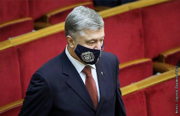 Петр Порошенко - Петра Порошенко перевели из свидетелей в подозреваемые - interfax.ru - Москва - Украина