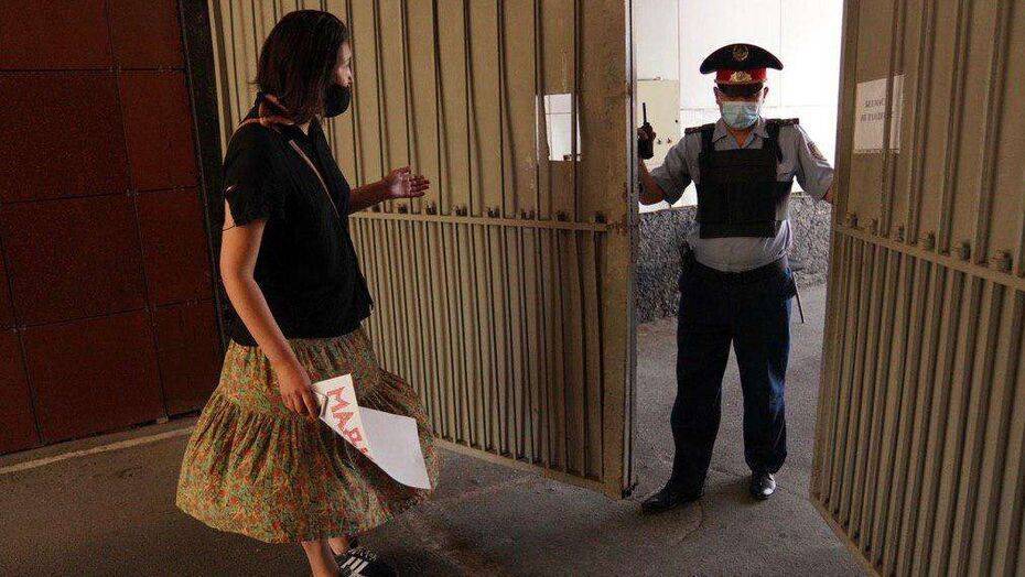 В Алматы на 10 суток арестовали активистку Асю Тулесову - informburo.kz - Алма-Ата
